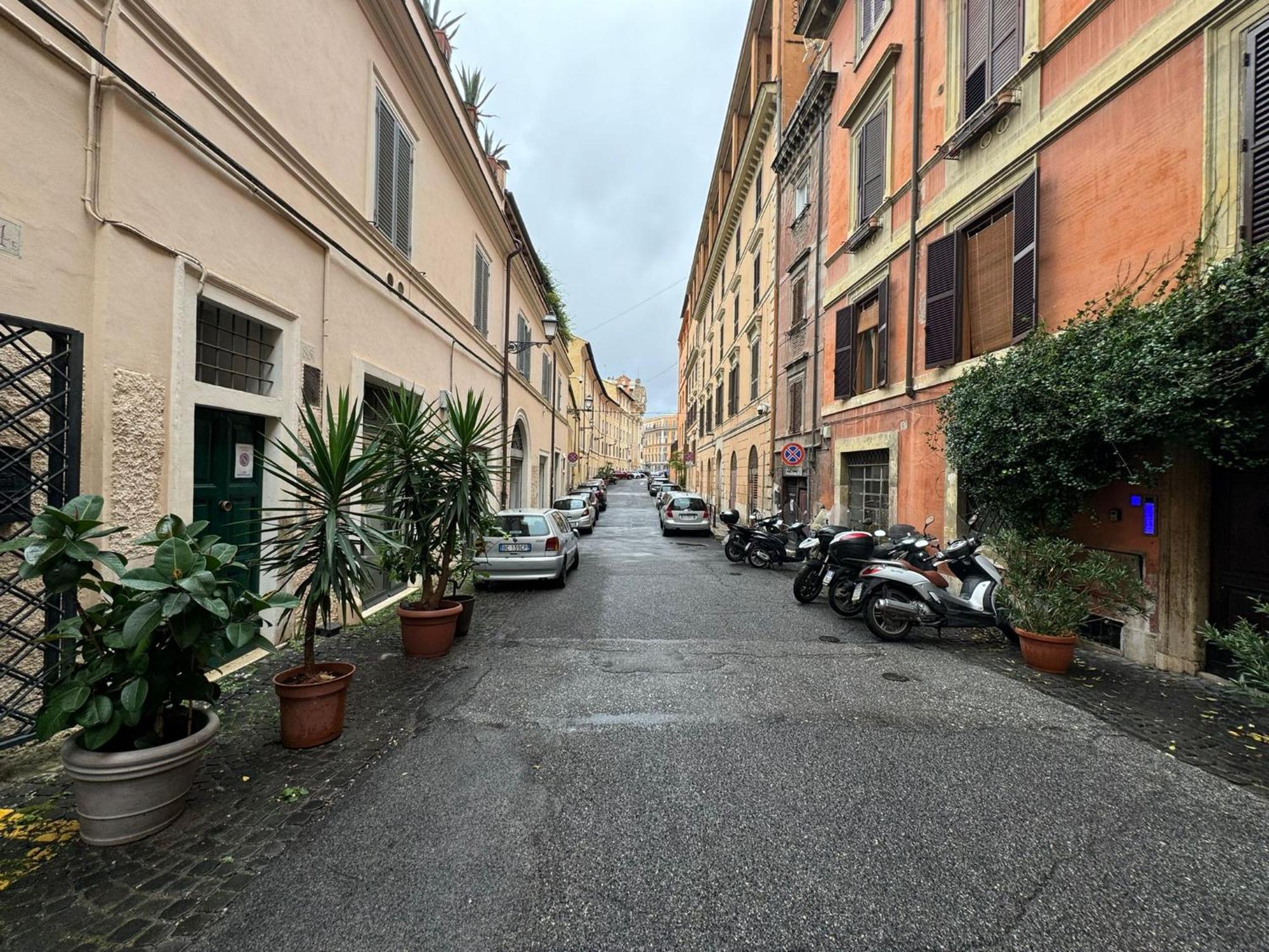 Le Due Torri In Rione Monti Apartment
